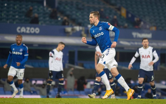 间的默契 间的默契